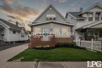 Building Photo - 533 Raymer Blvd