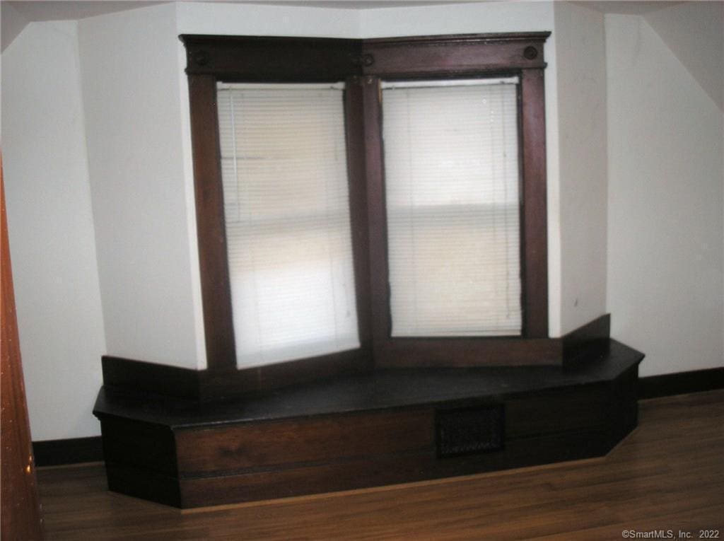 Primary Photo - 133 Center St