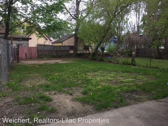 Building Photo - 4 br, 2 bath House - 54 Joseph Place