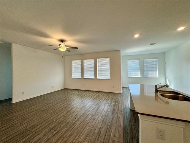 Foto del edificio - 7905 Marsh Ln