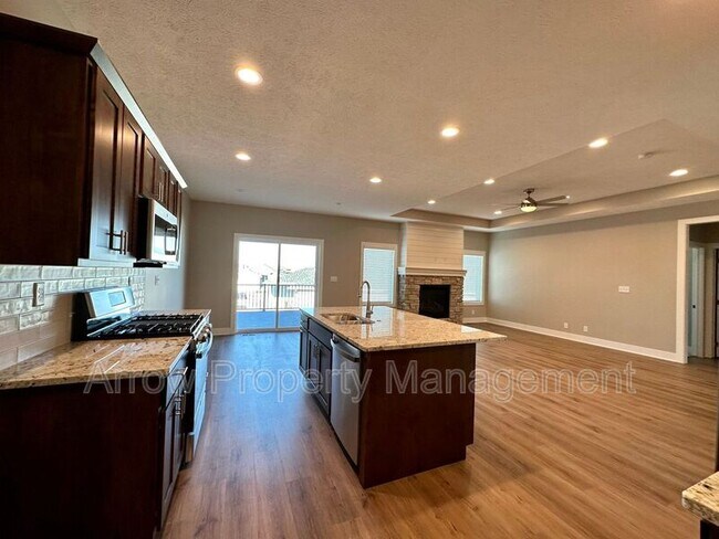 Foto del edificio - 8709 S 82nd St