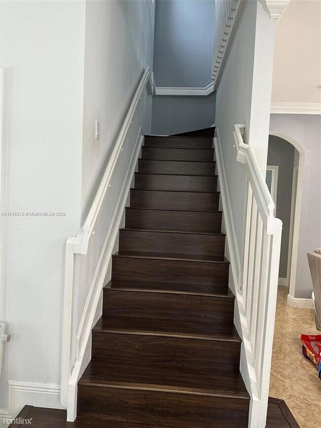 Foto del edificio - 4 br, 3 bath House - 15885 SW 140th St