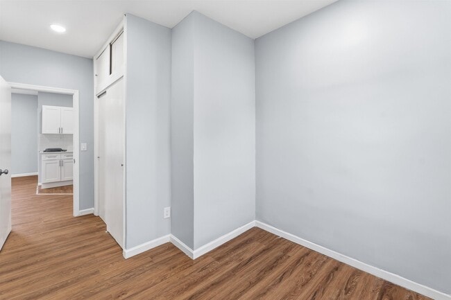 Foto del edificio - 16 W 10th St