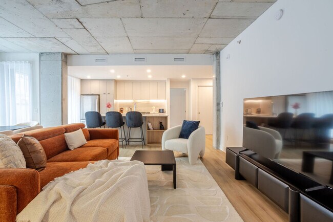 Building Photo - 464 Rue Saint-François-Xavier-SI ID1602245P