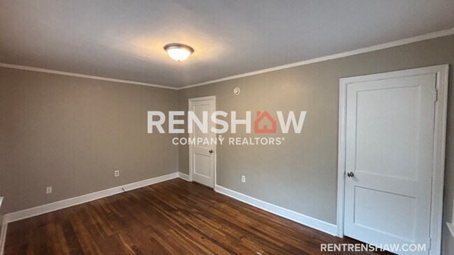 Foto del edificio - 899 Chatwood St