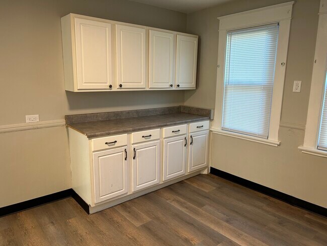 Foto del edificio - 624 E 24th St