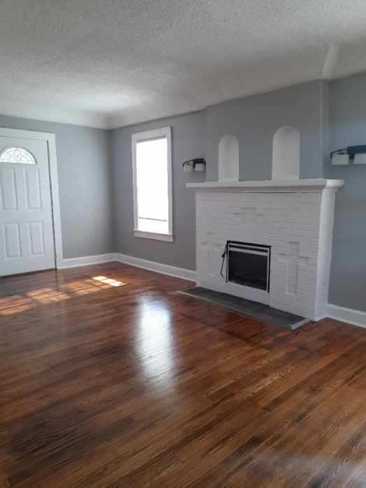 Building Photo - 1814 E 68th St