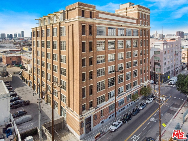 Building Photo - 1850 Industrial St