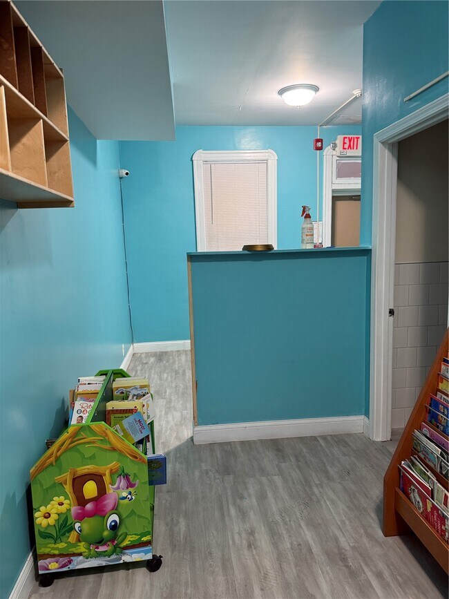 Building Photo - 3467 S Grand Blvd