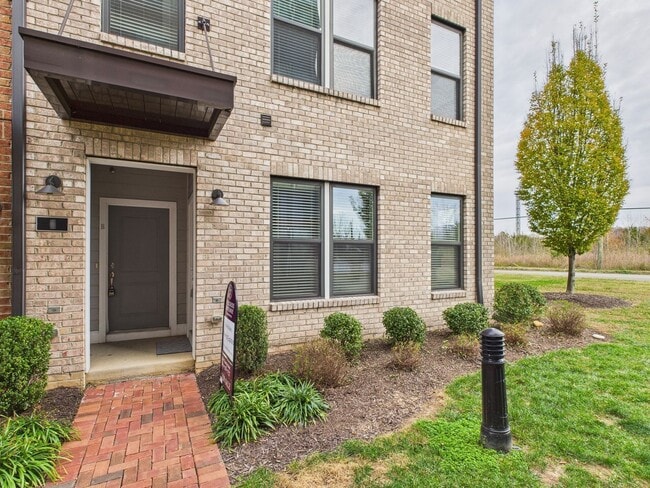 Photo - 6 Flatwater Row Townhome