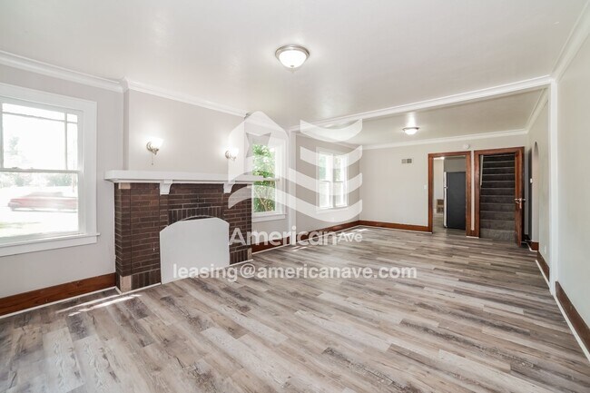 Foto del edificio - 1911 N Broadway St