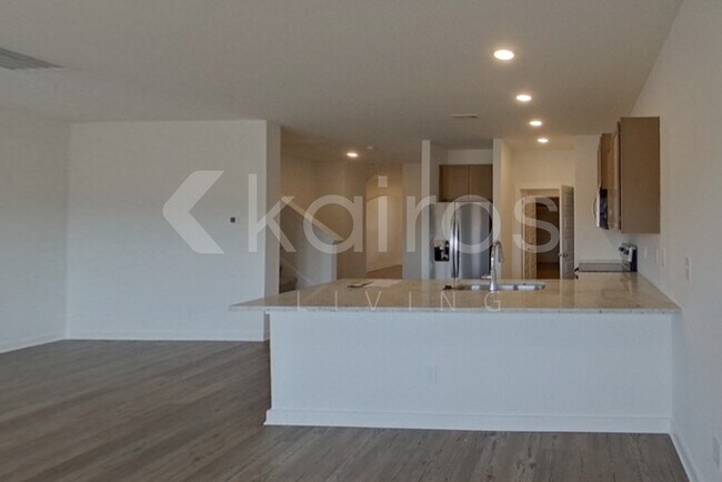 Foto del edificio - 6121 Taramore Ln NW