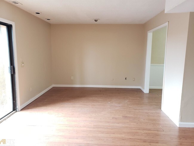 Foto del edificio - 2707 Penwood Pl