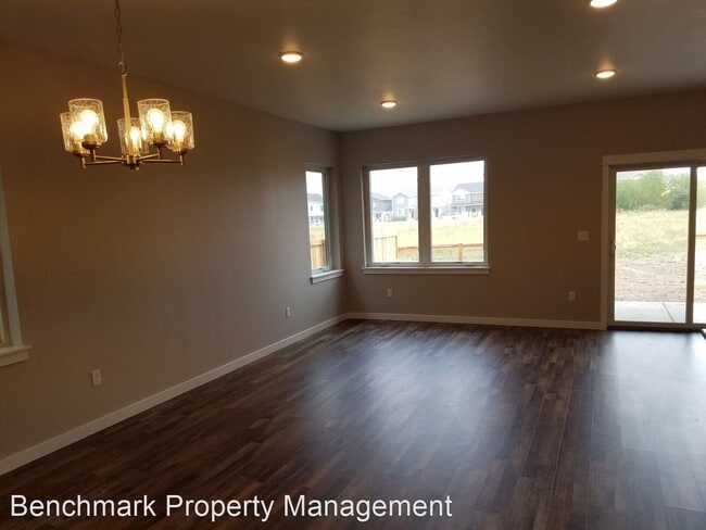 Building Photo - 2 br, 2.5 bath House - 920 Cassandra Lane ...