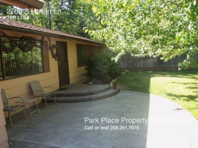 Primary Photo - 2708 S Holden Ln