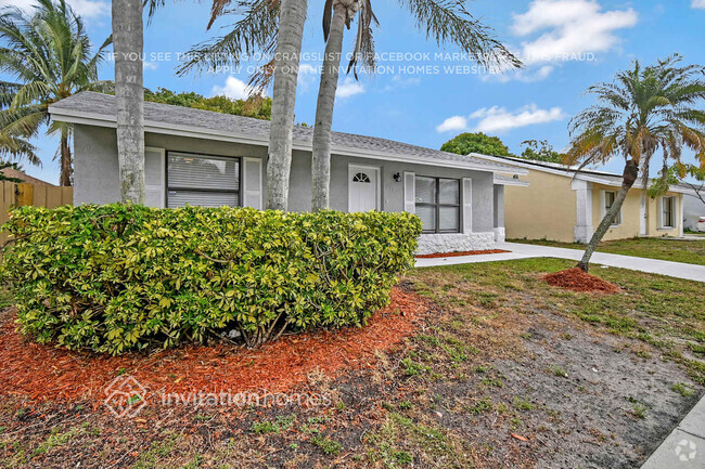 Building Photo - 5986 Ithaca Cir W