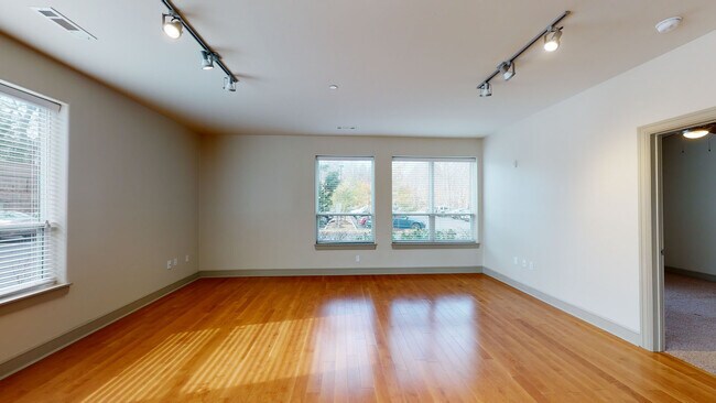 Interior Photo - Charles River Landing