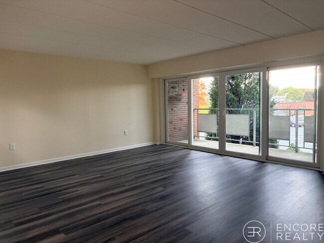 Foto del edificio - 51 Hill Rd