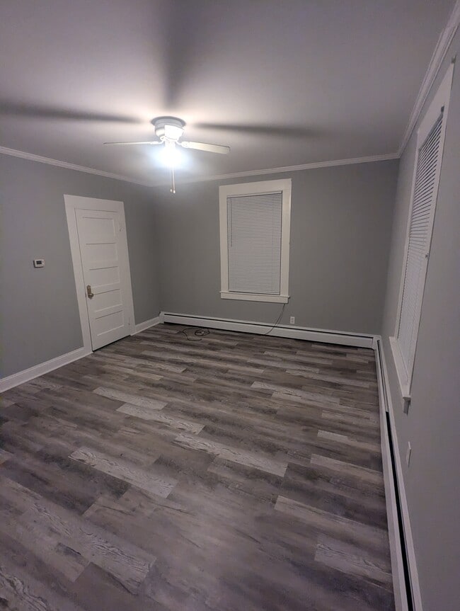 Living Room - 56 Wallace Row