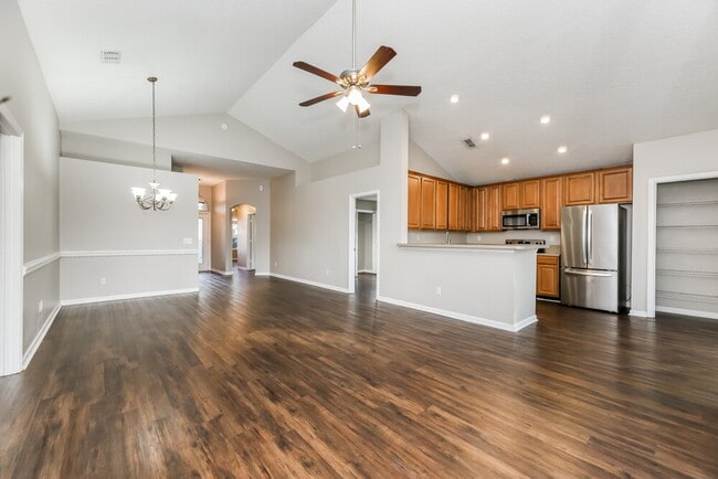 Building Photo - 1723 Rustling Dr