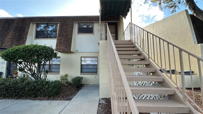 Foto del edificio - 6104 Topher Trail