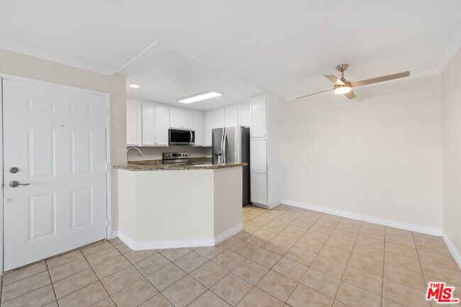 Foto del edificio - 78650 Ave 42 Ave