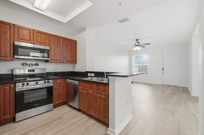 Building Photo - 4501 Mimosa Terrace