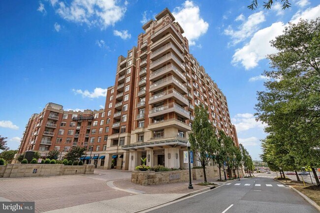 Foto del edificio - 3600 S Glebe Rd