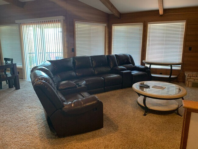 Foto del edificio - Lake Oroville Lake House with Spectacular Views!