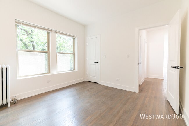 Building Photo - 6201 N Glenwood Ave