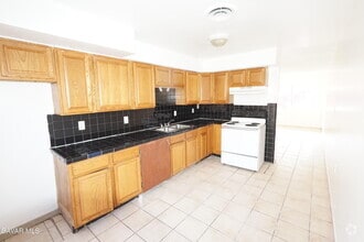Building Photo - 1108 Monterey St