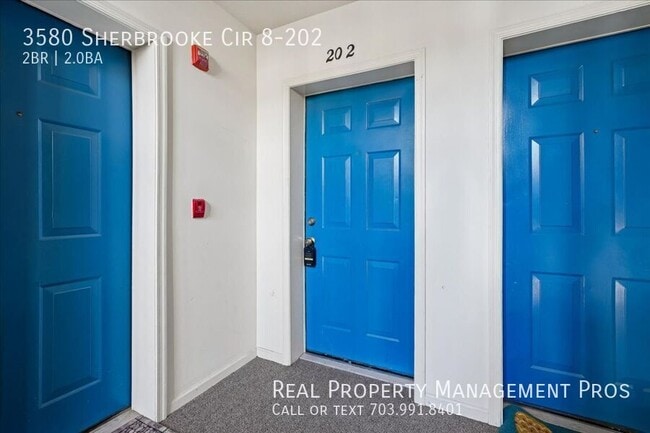 Foto del edificio - 3580 Sherbrooke Cir