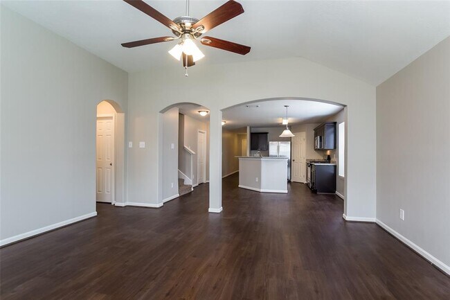 Building Photo - 12410 Greencanyon Dr