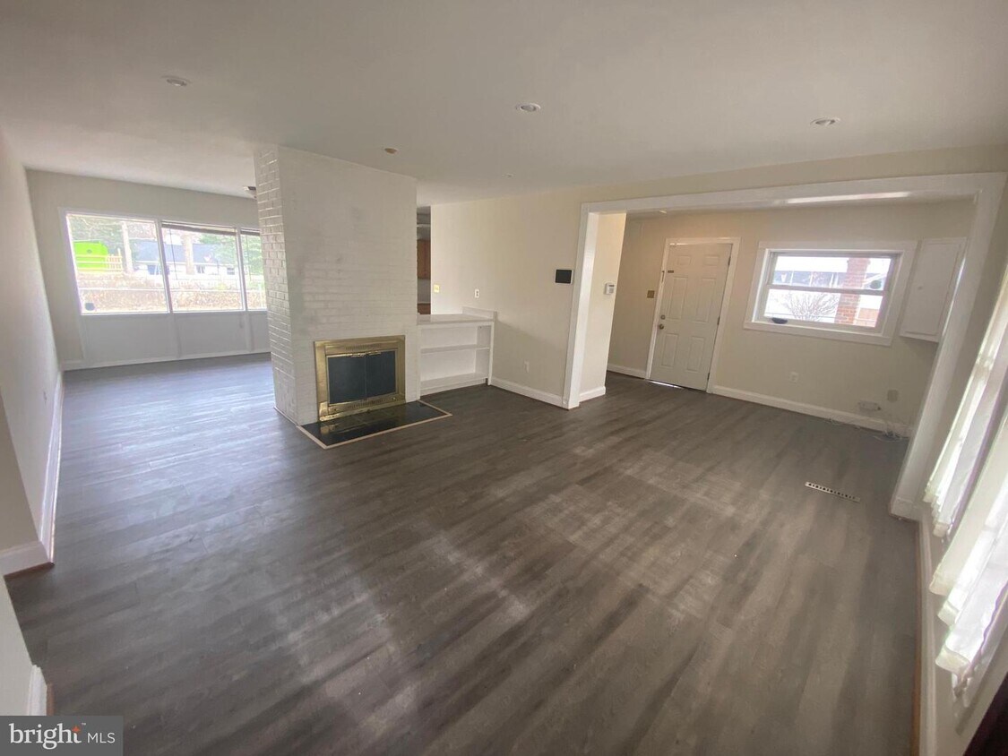 7202 Leesville Blvd, Springfield, VA 22151 House Rental in