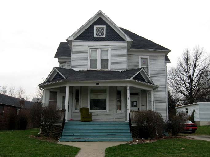 Primary Photo - 615 N State St