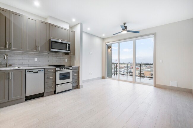 Photo du bâtiment - 45551-45551 Knight Rd
