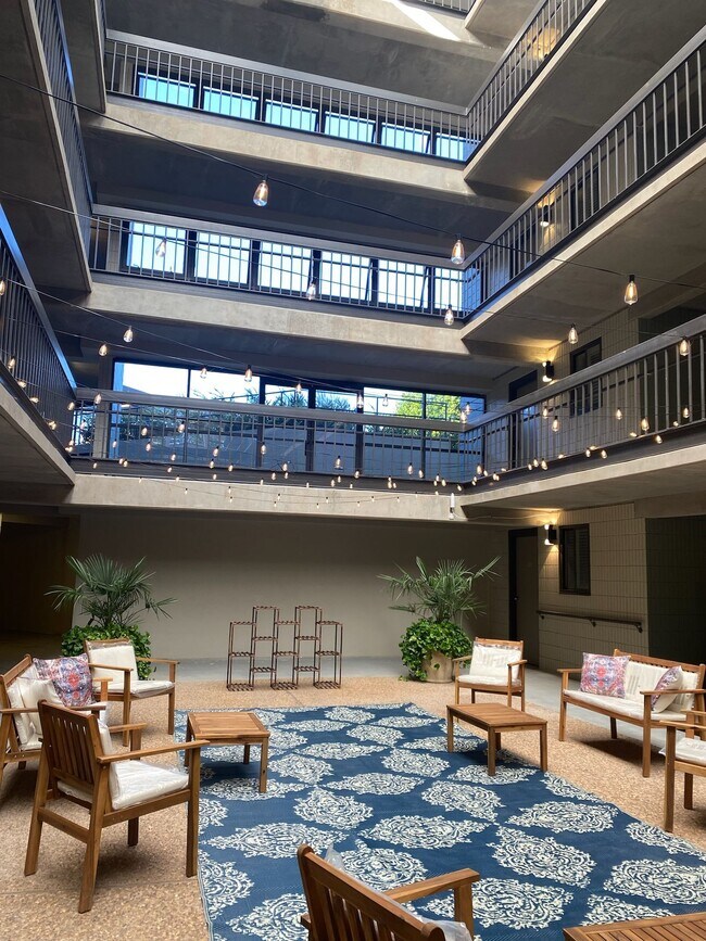 Foto del edificio - The Residences at Arbor Lake