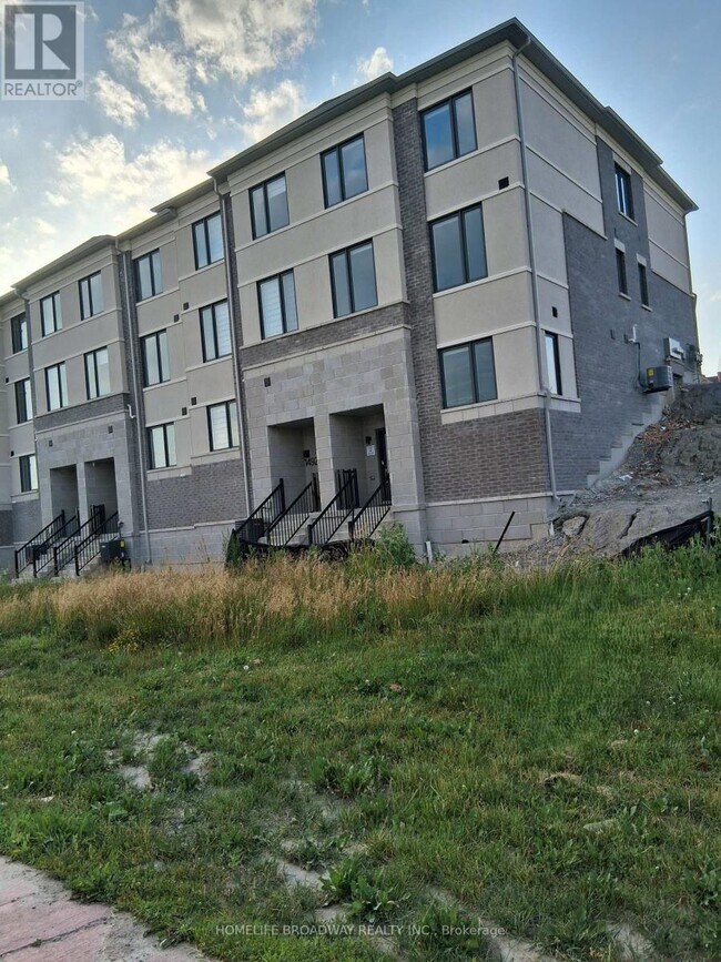 Building Photo - 1494 19th Ave