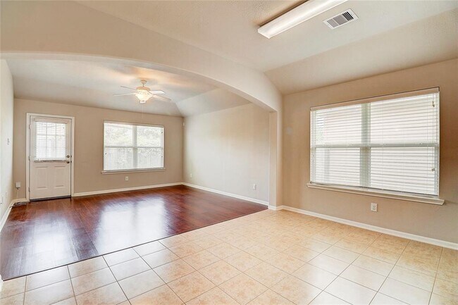 Building Photo - 19118 Walbrook Meadows Ln