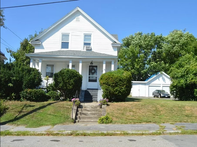 Building Photo - 79 Airlie St