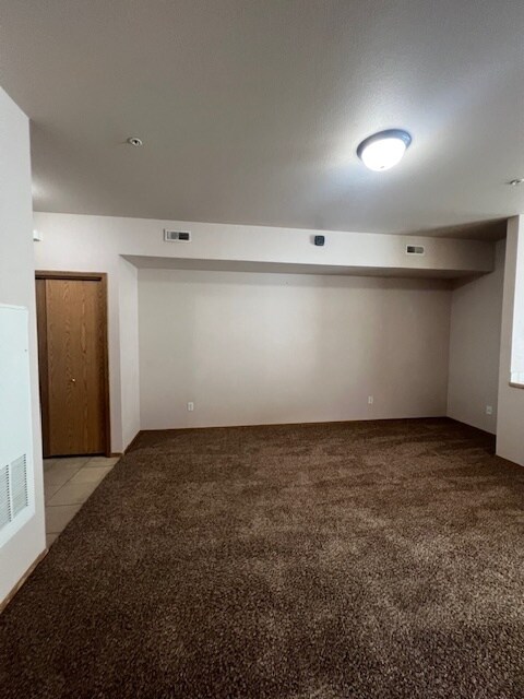 Foto del edificio - 2 bed 1 bath near NNU and close to downtow...