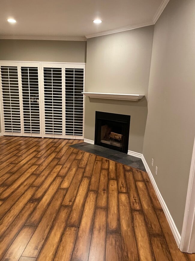 Living room - 4141 Via Marisol