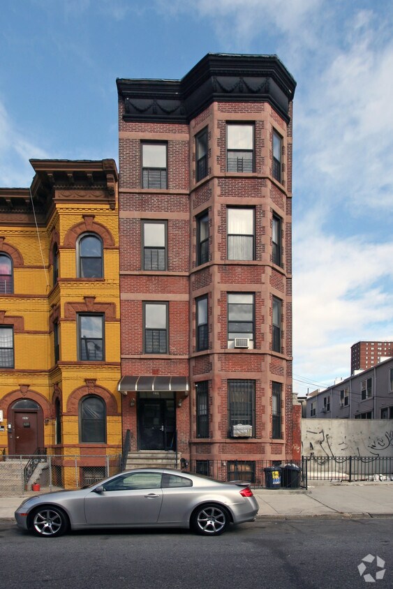 Foto del edificio - 259 Hart St
