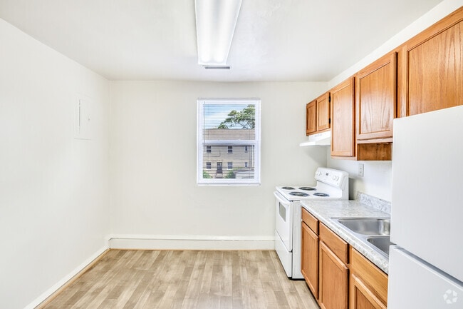 Hawthorn / Hedera - 2BR, 1BA - 850SF - Kitchen - Riverpoint