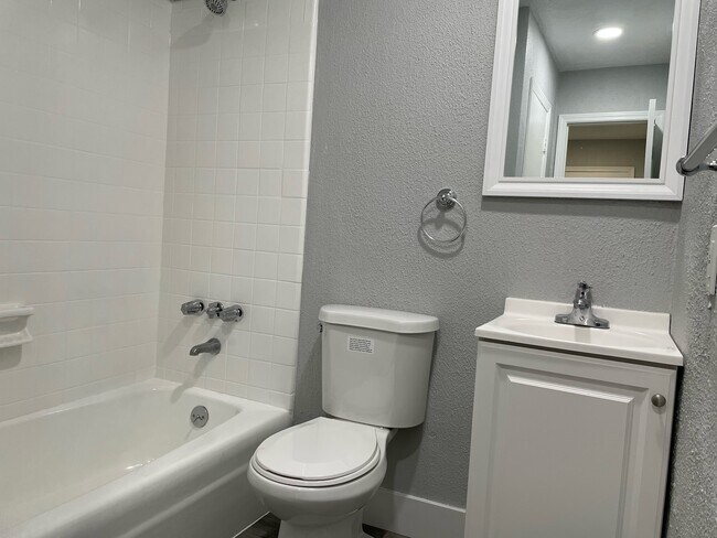 Foto del edificio - 4338 Ogburn Ave