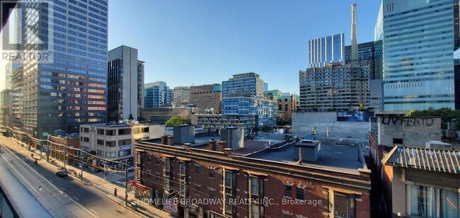 Building Photo - 111-111 Elizabeth St