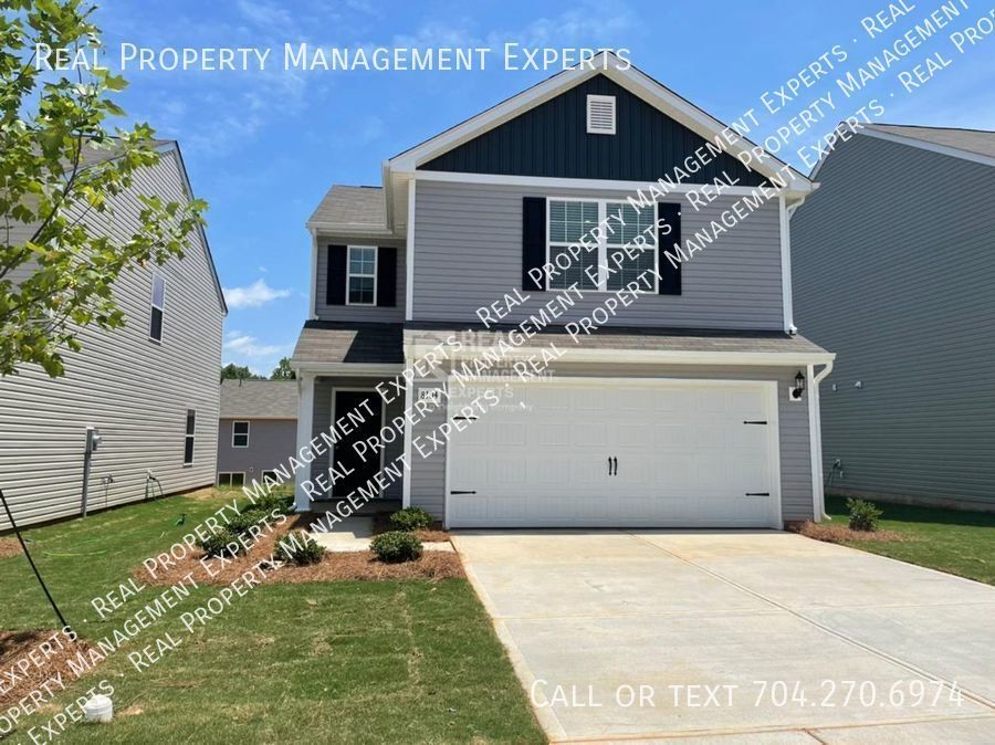 Foto principal - Beautiful 3 Bedroom 2.5 Bath Home!