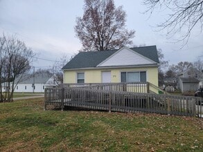 Building Photo - 378 George St