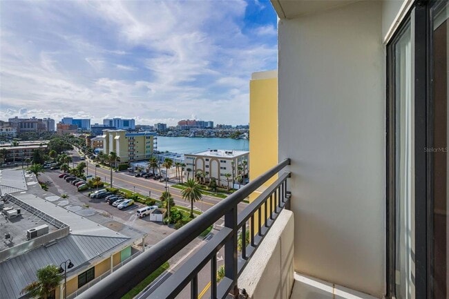 Building Photo - 800 S Gulfview Blvd
