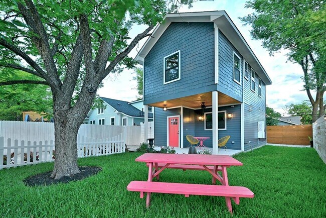 Foto del edificio - 4313 Maybelle Ave